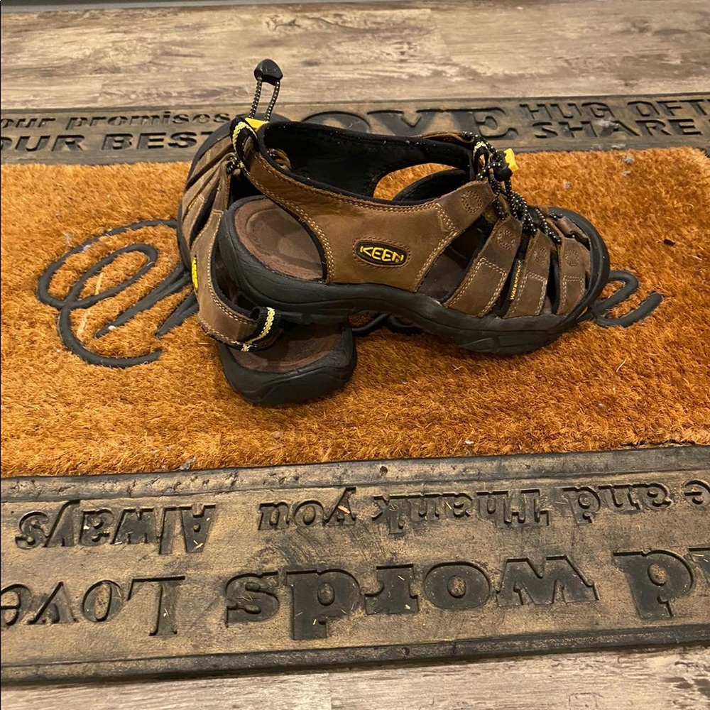 Men’s Sandals